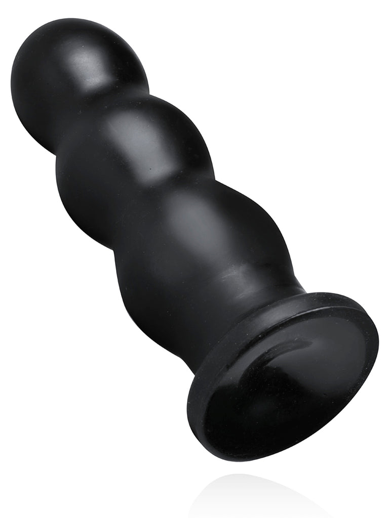 hombre con plug anal 8