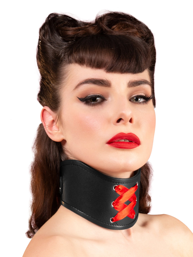 Skin Two UK Ribbon Laced Posture Collar Collar